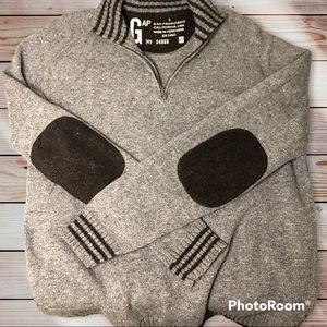 GAP Men’s Elbow Patch Gray and Brown Pullover Zip Sweater Size Large